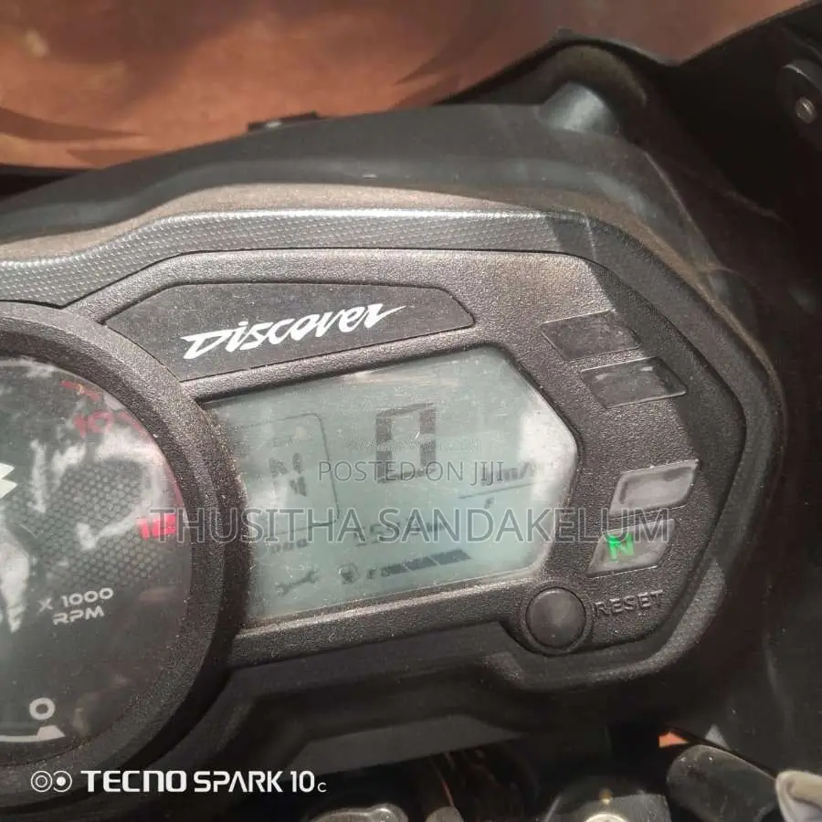 Bajaj Discover 2025 Motorbike (Used)