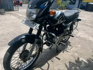 Bajaj CT-100 2016 Motorbike (Used)