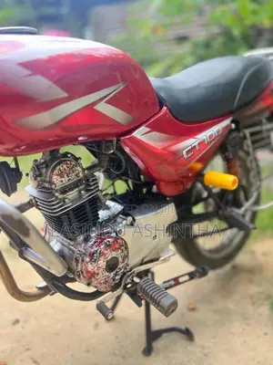Bajaj CT-100 2005 Motorbike (Used)