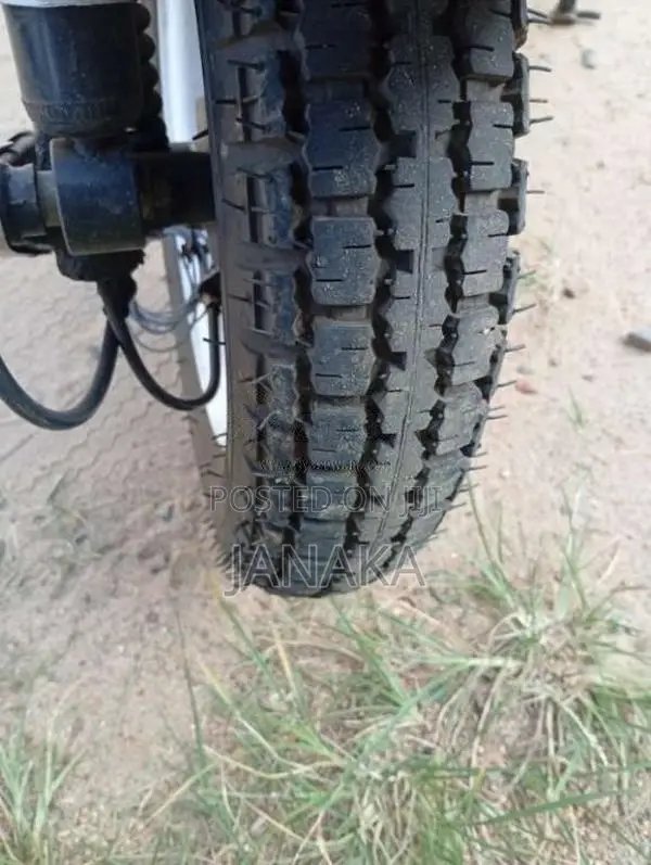 Bajaj Classic 1996 Motorbike (Used)