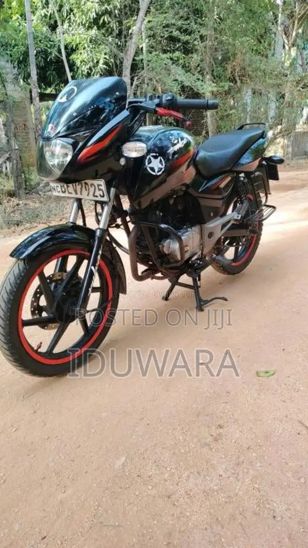 Bajaj Pulsar 2017 Motorbike (Used)