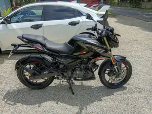 Bajaj Pulsar N160 Premium 2025 Motorbike (Used)
