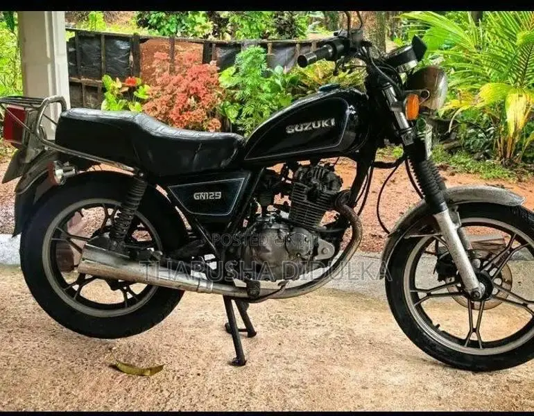 Suzuki GN125 2002 Motorbike (Used)