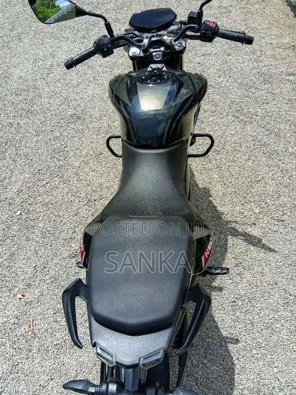 Bajaj Pulsar N160 Premium 2025 Motorbike (Used)