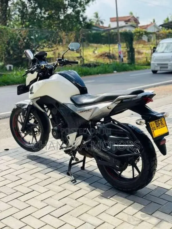 Hero CB Hornet 2017 Motorbike (Used)