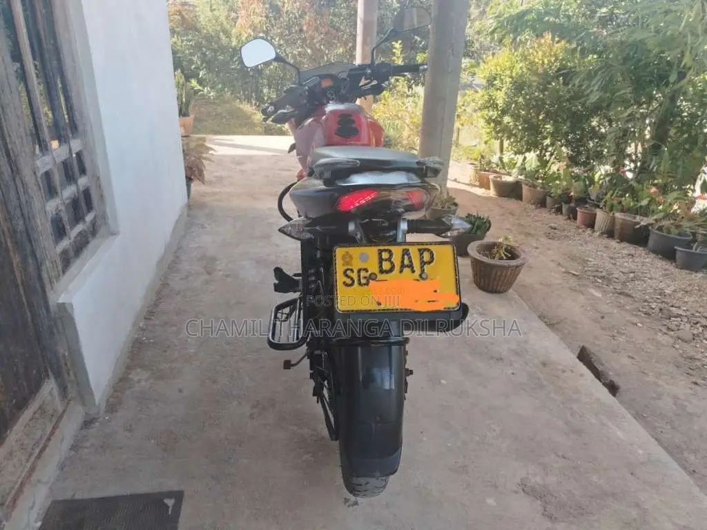 Bajaj Pulsar 2013 Motorbike (Used)