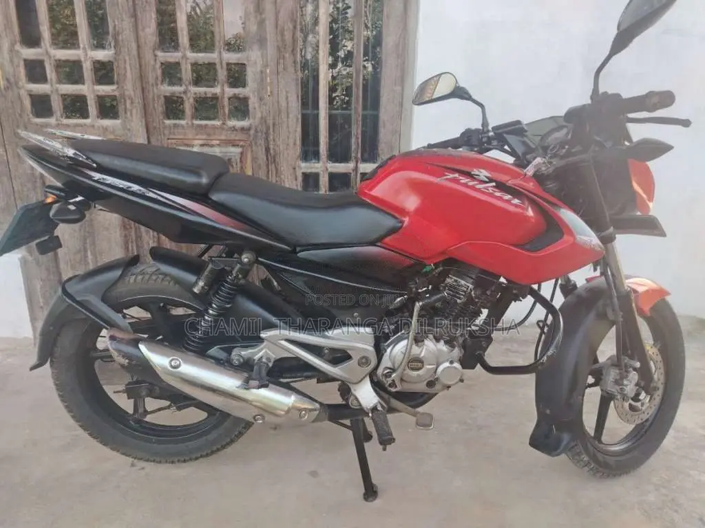 Bajaj Pulsar 2013 Motorbike (Used)