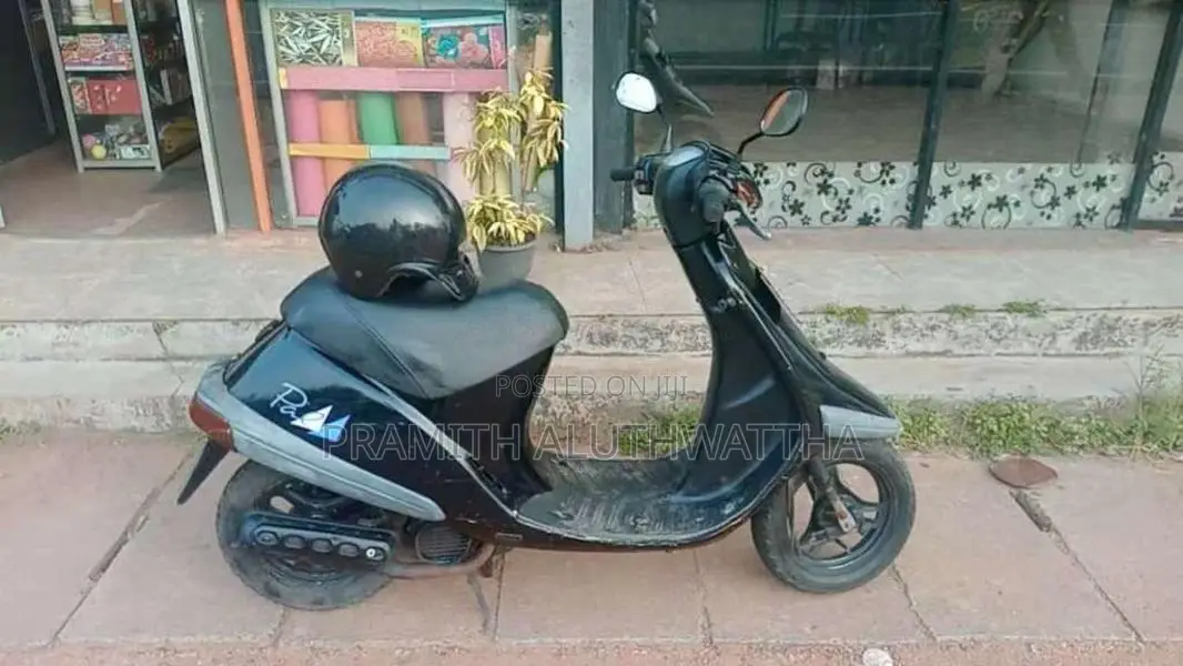 Honda Scooter 2013 Motorbike (Used)