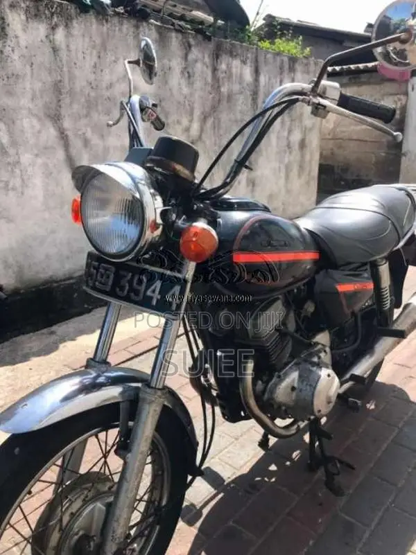 Honda CM 125 1987 Motorbike (Used)