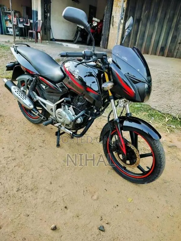 Bajaj Pulsar 150 2015 Motorbike (Used)