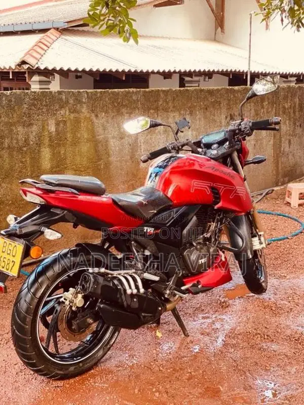 TVS Apache 2018 Motorbike (Used)