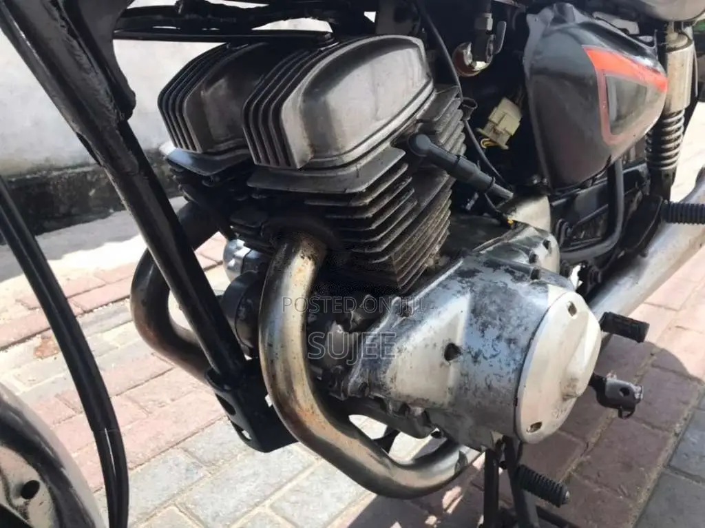 Honda CM 125 1987 Motorbike (Used)