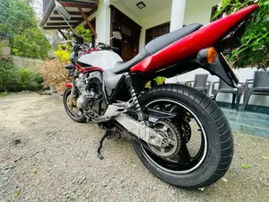 Honda Cb 400 Revo 2009 Motorbike (Used)