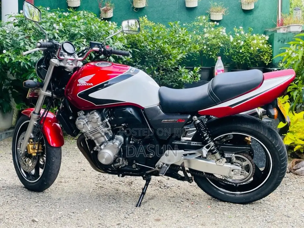 Honda Cb 400 Revo 2009 Motorbike (Used)
