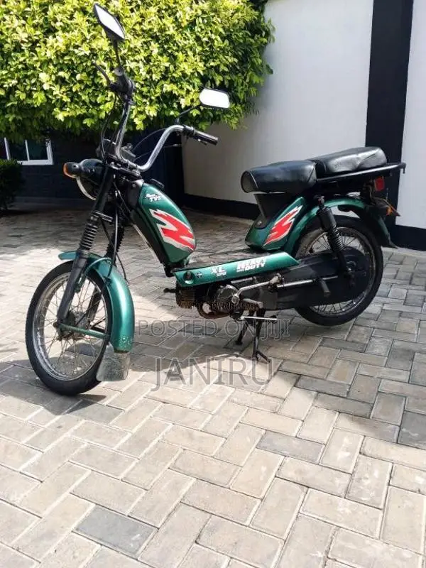 TVS XL Super Heavy Duty 2017 Motorbike Unregistered (Recondition)