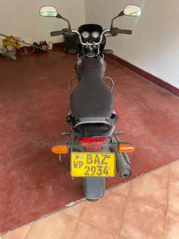 Bajaj Platina 2015 Motorbike (Used)