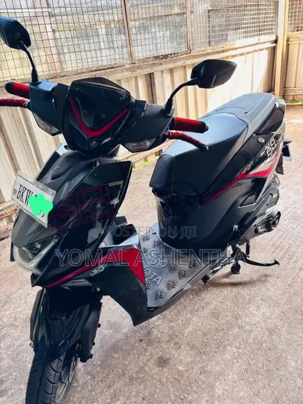 Hero XOOM 110 2026 Motorbike (Used)