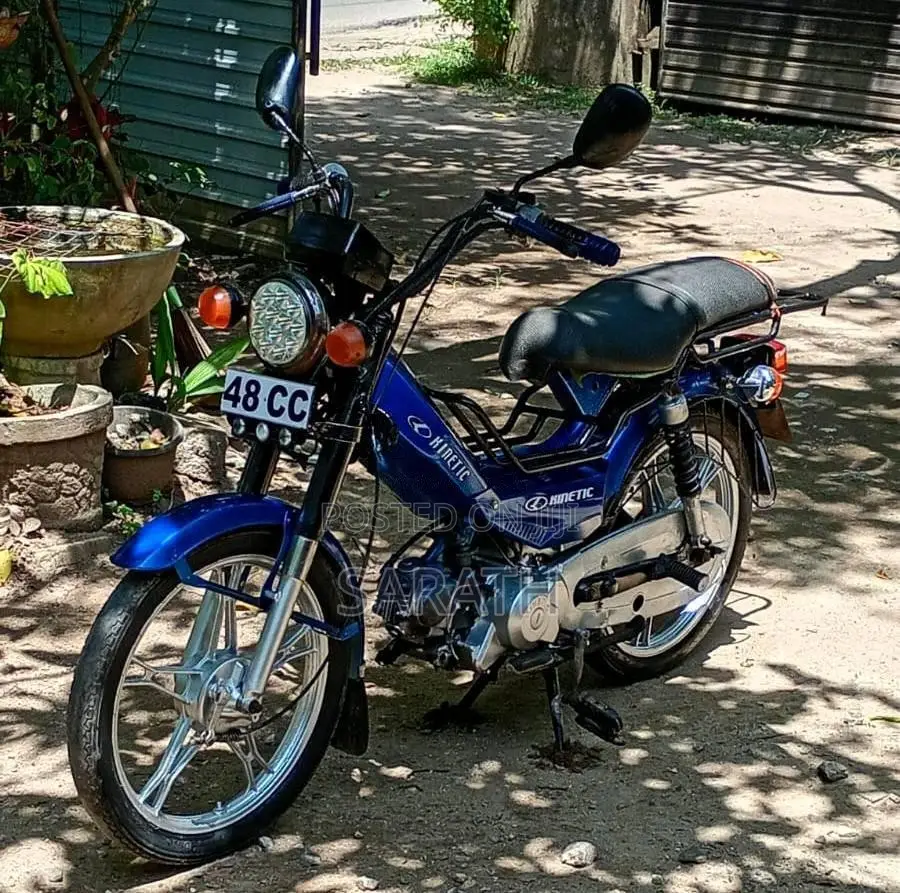 Kinetic Safari 2014 Motorbike (Used)