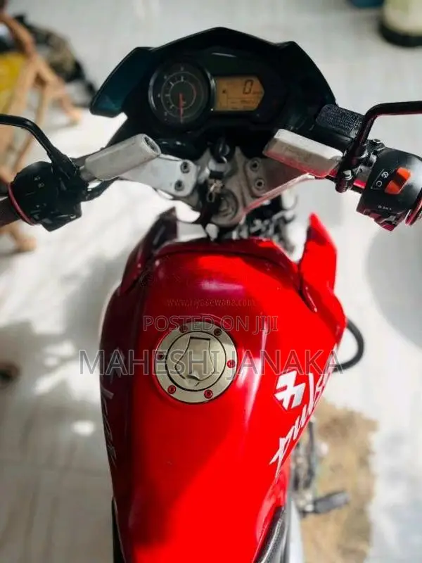 Bajaj Pulsar 135 2011 Motorbike (Used)