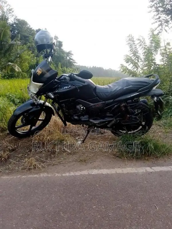 Hero-Honda Hunk 2010 Motorbike (Used)