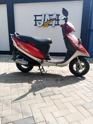 TVS Scooty Streak 2012 Motorbike (Used)