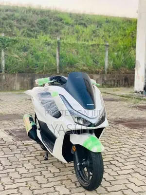 Honda PCX 160 2025 Motorbike (Used)
