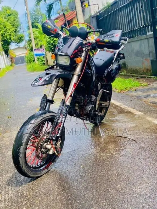 Kawasaki D Tracker 2015 Motorbike (Used)