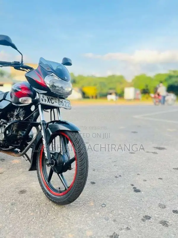 Bajaj Discover 2011 Motorbike (Used)