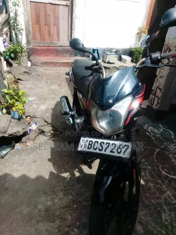 Bajaj Discover 2015 Motorbike (Used)