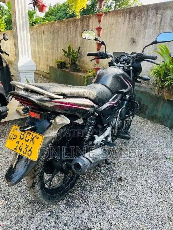 Bajaj Discover 2015 Motorbike (Used)