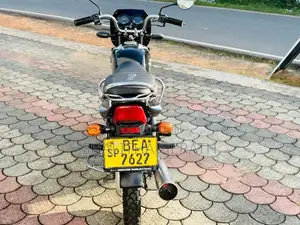 Bajaj CT-100 2016 Motorbike (Used)