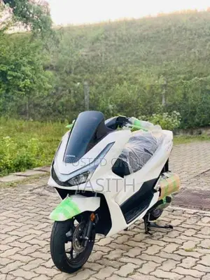 Honda PCX 160 2025 Motorbike (Used)