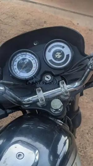 Bajaj Platina 100 Es 2017 Motorbike (Used)