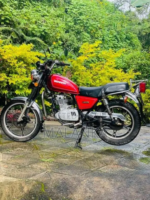 Suzuki GN125 2014 Motorbike (Used)