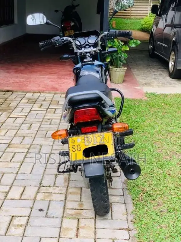 Bajaj CT-100 2020 Motorbike (Used)