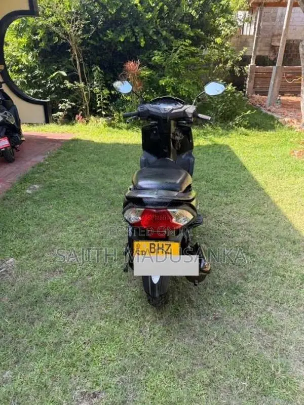 Honda Dio 2019 Motorbike (Used)