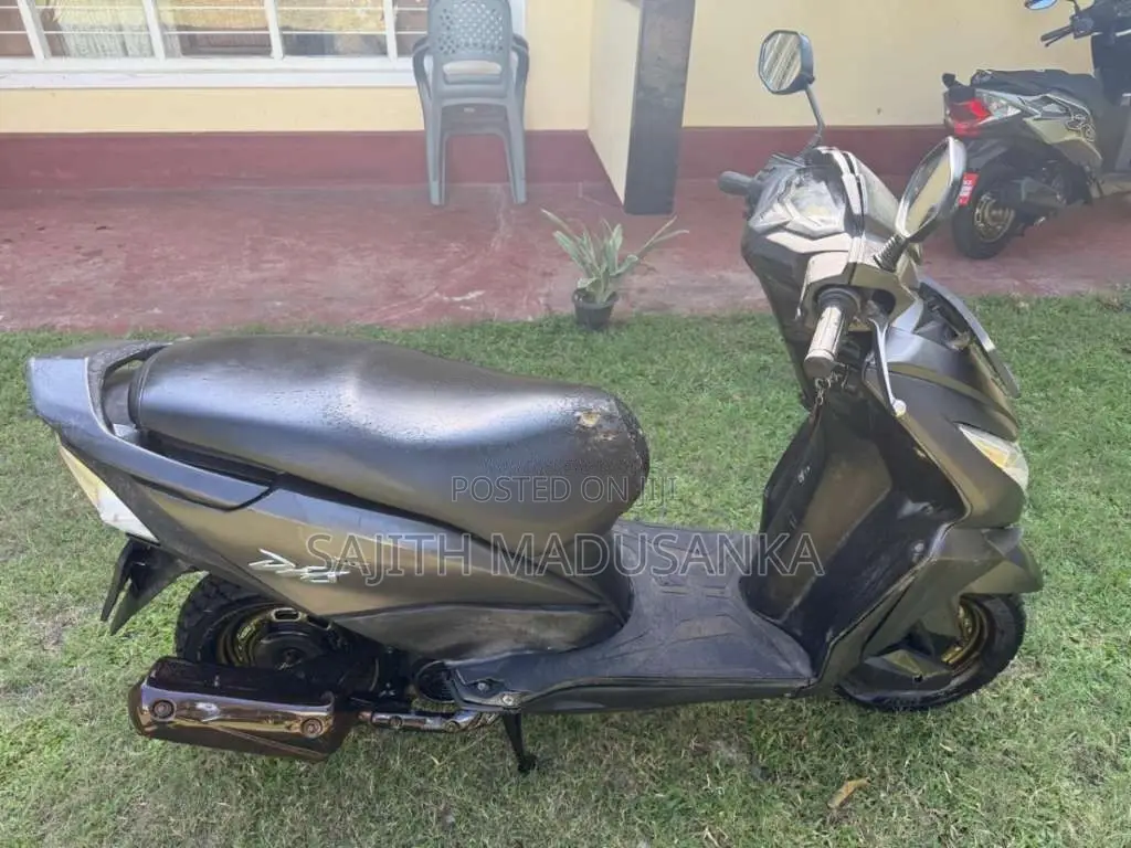 Honda Dio 2019 Motorbike (Used)