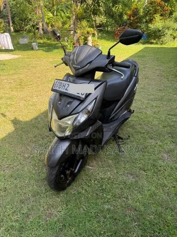 Honda Dio 2019 Motorbike (Used)