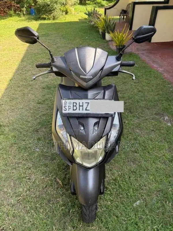 Honda Dio 2019 Motorbike (Used)