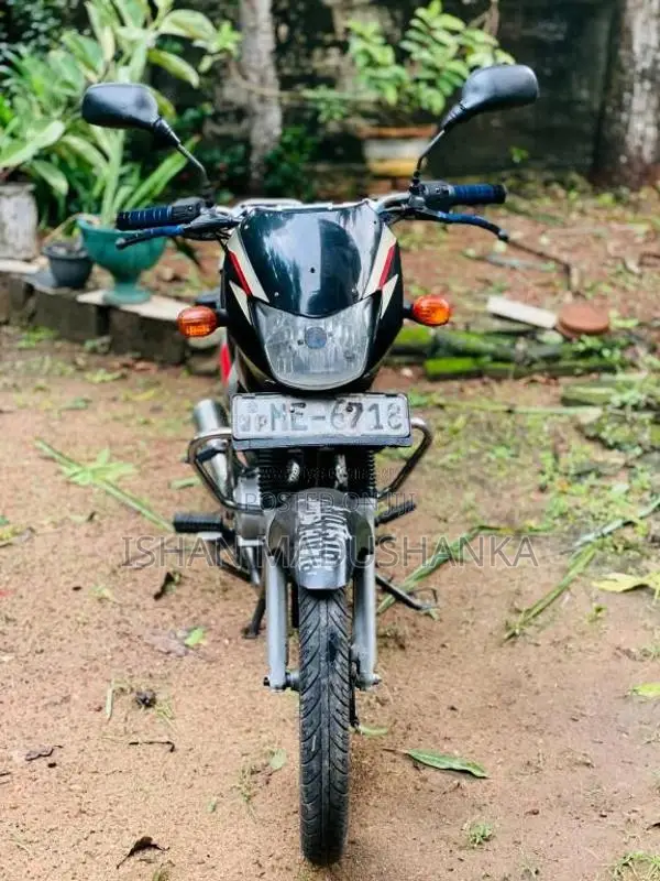 Bajaj CT-100 2006 Motorbike (Used)