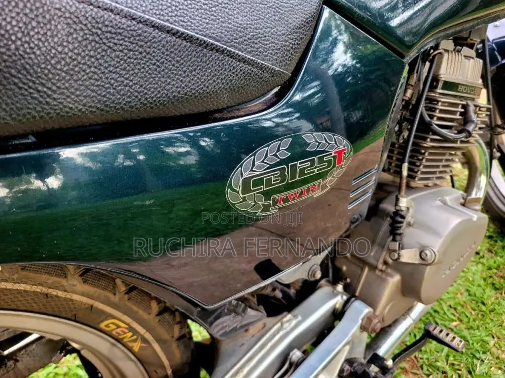 Honda Deluxe 125 2003 Motorbike (Used)
