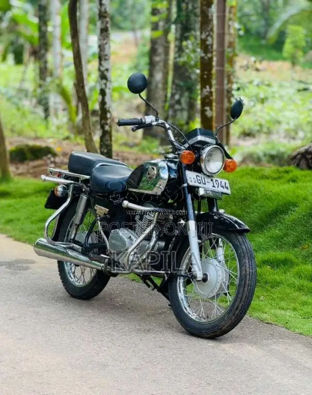 Honda Benly 140 Chasi 2000 Motorbike (Used)