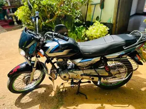 Bajaj CT-100 2012 Motorbike (Used)