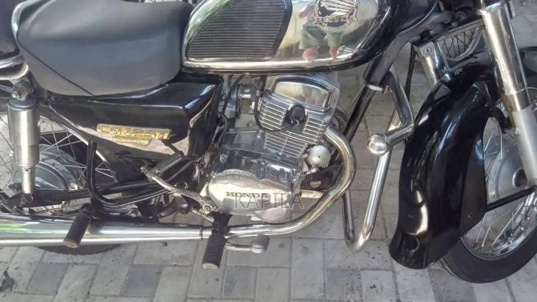 Honda Benly 140 Chasi 2000 Motorbike (Used)