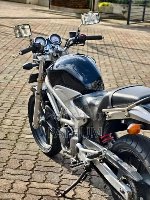 Honda VTR 250 FI 2012 Motorbike (Used)