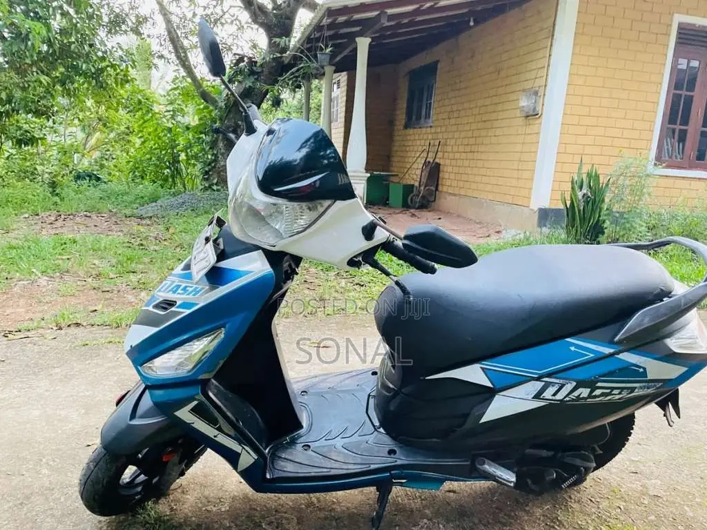 Hero Dash 2015 Motorbike (Used)