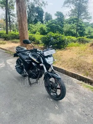 Yamaha FZ-S Version 2.0 2015 Motorbike (Used)