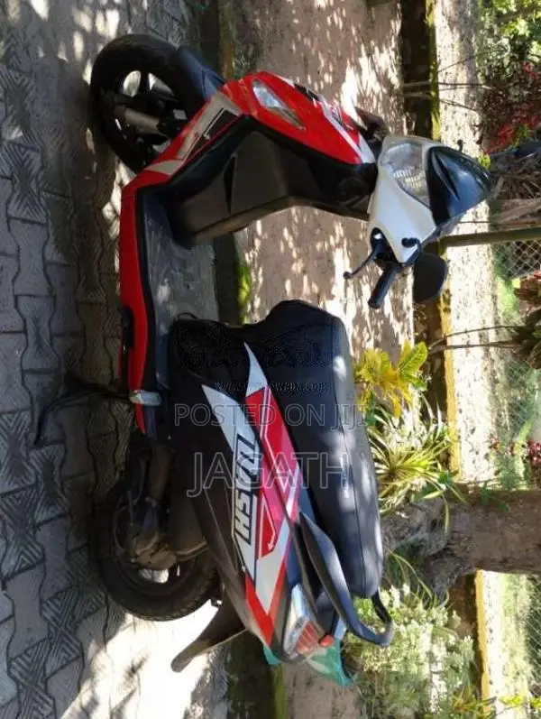 Hero Dash 2015 Motorbike (Used)