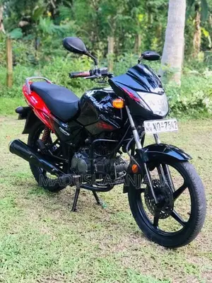 Hero Glamour 2012 Motorbike (Used)