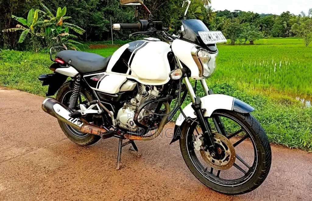 Bajaj V15 2016 Motorbike (Used)